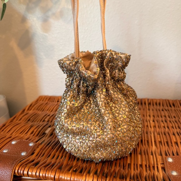 Vtg Ann Taylor Beaded Drawstring Bucket Small Bag Gold Glam Feminine 90s Y2K - Picture 3 of 7